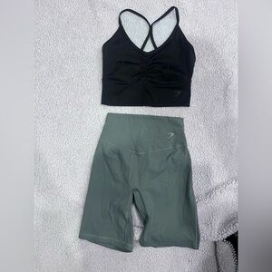 Gymshark Small Sports bra and bike shorts Activewear set black green